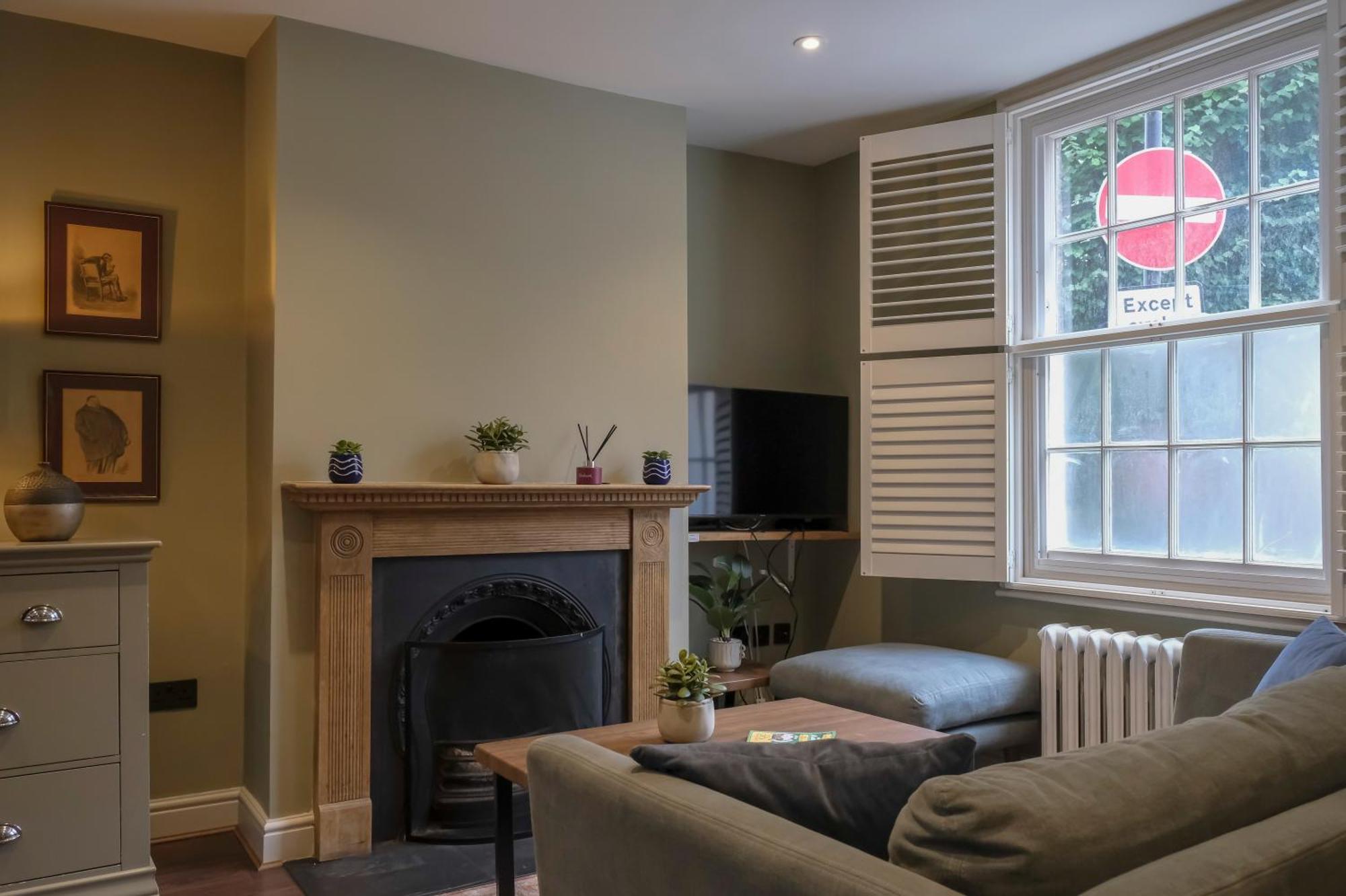 Classic House London
